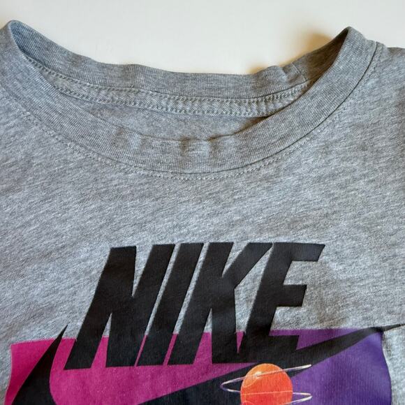 Nike Air Graphic Tee - Picture 4 of 7